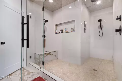 Bath - 2140 E Calle Maderas --, Mesa, AZ 85213 photo 4 of 9