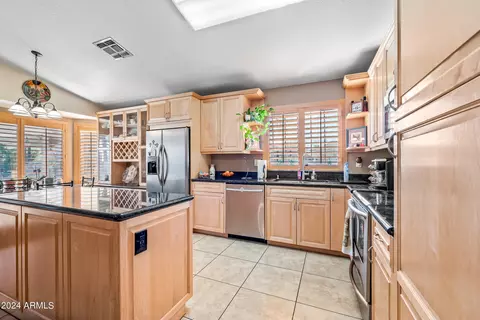 Kitchen - 2269 E Marlene Dr, Gilbert, AZ 85296 photo 2 of 10