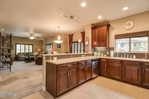 5450 E Deer Valley Dr #1003, Phoenix, AZ 85054