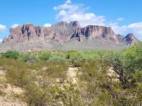 3702 E Apache Trl #100-01-009L, Apache Junction, AZ 85119