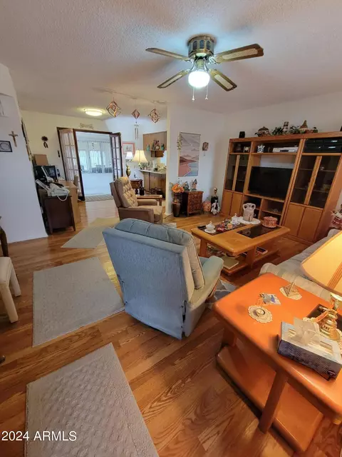 1525 S Main Dr, Apache Junction, AZ 85120 photo 4