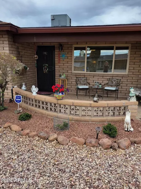 1525 S Main Dr, Apache Junction, AZ 85120 photo 2