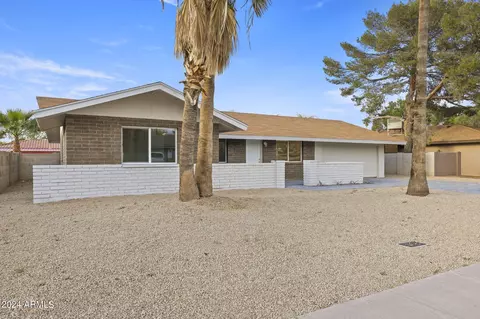 Exterior - 634 E Manhatton Dr, Tempe, AZ 85282 photo 3 of 9