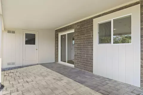 Exterior - 634 E Manhatton Dr, Tempe, AZ 85282 photo 9 of 9