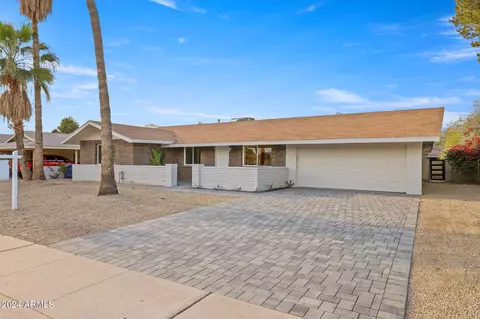 Exterior - 634 E Manhatton Dr, Tempe, AZ 85282 photo 2 of 9