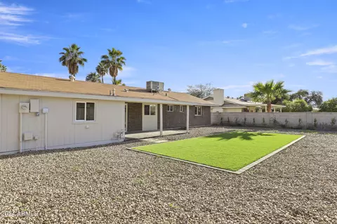 Exterior - 634 E Manhatton Dr, Tempe, AZ 85282 photo 7 of 9