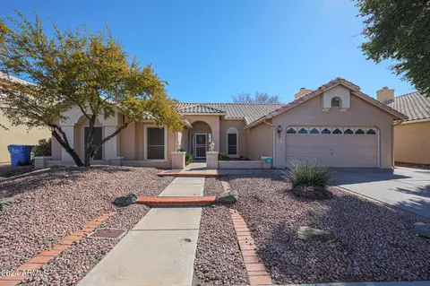 24819 N 43rd Dr, Glendale, AZ 85310