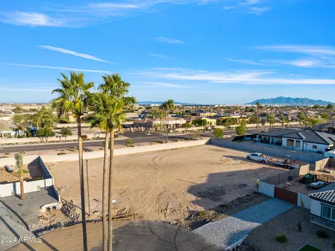 18115 W Palo Verde Ct #16, Litchfield Park, AZ 85340
