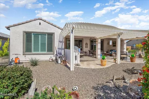 Exterior - 26001 W Maple Dr, Buckeye, AZ 85396 photo 9 of 10