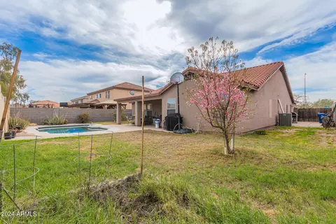 Exterior - 10622 E Arbor Ave, Mesa, AZ 85208 photo 9 of 10