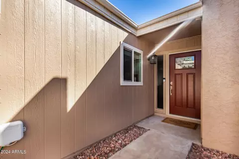 509 E Colgate Dr, Tempe, AZ 85283 photo 4