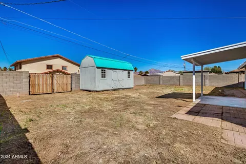 Exterior - 370 W 21st Ave, Apache Junction, AZ 85120 photo 5 of 8