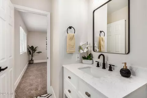 Bath - 370 W 21st Ave, Apache Junction, AZ 85120 photo 2 of 5