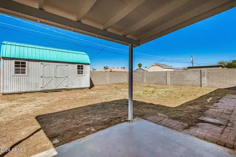 Exterior - 370 W 21st Ave, Apache Junction, AZ 85120 photo 4 of 8