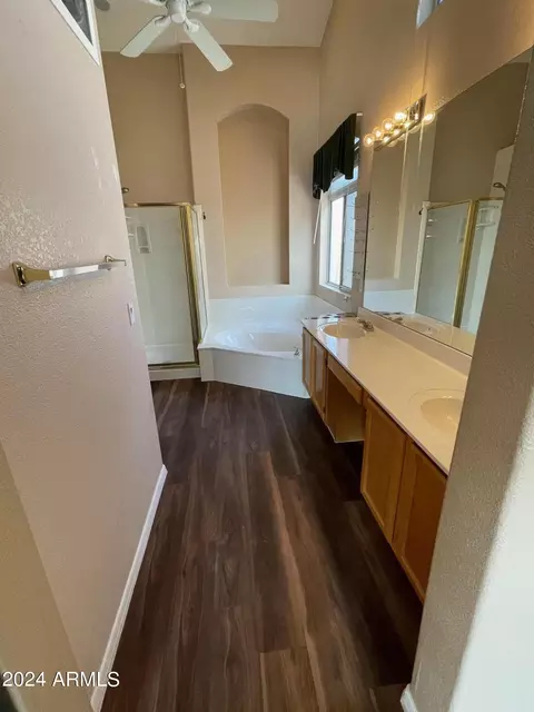 Bath - 6517 E Virginia St, Mesa, AZ 85215 photo 4 of 7