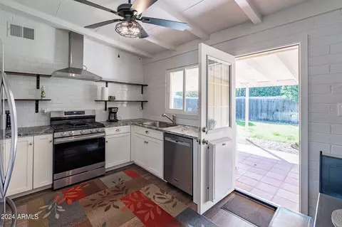 4227 E Campbell Ave, Phoenix, AZ 85018 photo 6
