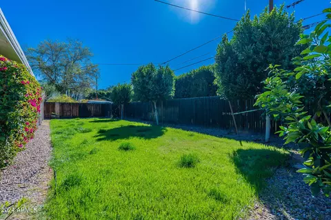 4227 E Campbell Ave, Phoenix, AZ 85018 photo 16