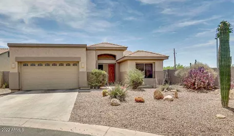 2403 N Raven Cir, Mesa, AZ 85207