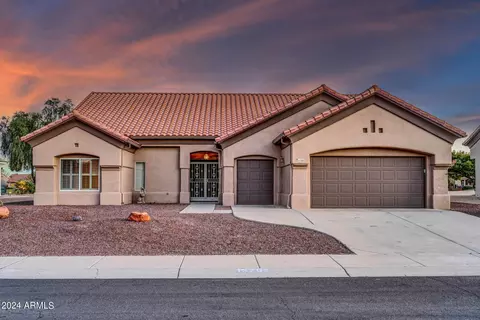 15705 W Futura Dr, Sun City West, AZ 85375