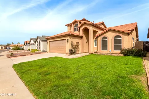 Exterior - 8432 W Granada Rd, Phoenix, AZ 85037 photo 3 of 7