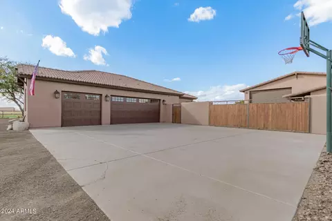 Exterior - Nnnnn E Camina Plata --, Gilbert, AZ 85298 photo 9 of 27