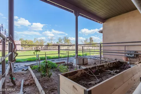Exterior - Nnnnn E Camina Plata --, Gilbert, AZ 85298 photo 5 of 27
