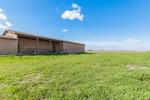 Exterior - Nnnnn E Camina Plata --, Gilbert, AZ 85298 photo 7 of 27