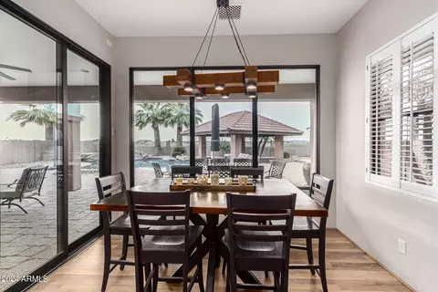 Dining - Nnnnn E Camina Plata --, Gilbert, AZ 85298 photo 3 of 4