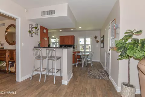 1632 E Tuckey Ln, Phoenix, AZ 85016 photo 12
