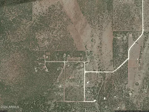 19 County Rd 3183 -- #-, Vernon, AZ 85940