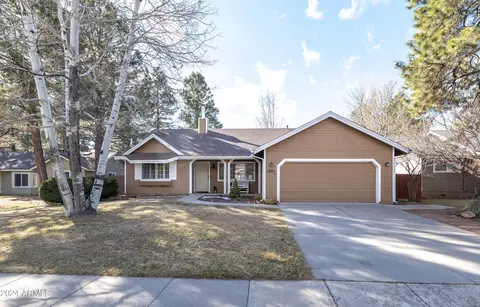 2655 N Fox Run Dr, Flagstaff, AZ 86004