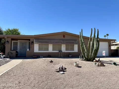 8952 E Sun Lakes Blvd S, Sun Lakes, AZ 85248