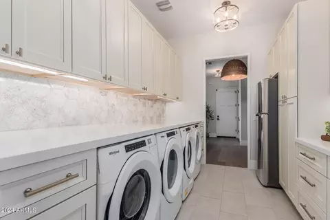 Other - 4922 N 46th St, Phoenix, AZ 85018 photo 3 of 5