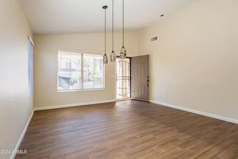 862 W Straford Ave, Gilbert, AZ 85233 photo 7