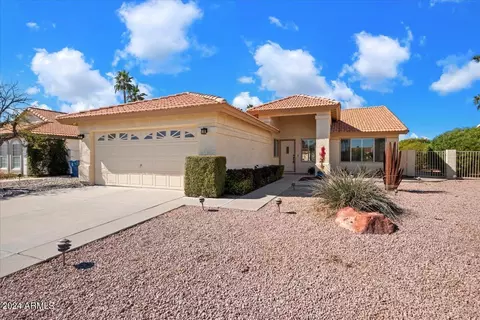 26406 S Howard Dr, Sun Lakes, AZ 85248