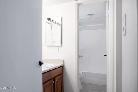 3825 E Camelback Rd #135, Phoenix, AZ 85018 photo 28
