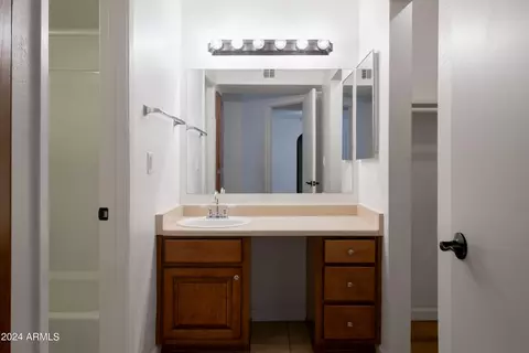 3825 E Camelback Rd #135, Phoenix, AZ 85018 photo 32