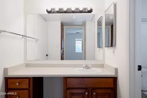 3825 E Camelback Rd #135, Phoenix, AZ 85018 photo 27