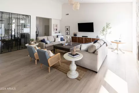5501 E Hartford Ave, Scottsdale, AZ 85254