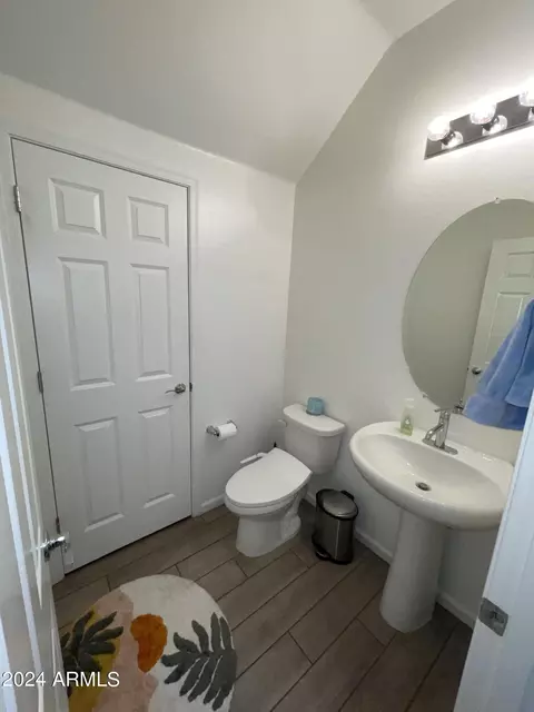 Bath - 1849 W 21st Ave, Apache Junction, AZ 85120 photo 1 of 10