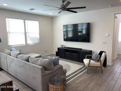 Living - 1849 W 21st Ave, Apache Junction, AZ 85120 photo 2 of 3