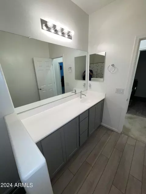 Bath - 1849 W 21st Ave, Apache Junction, AZ 85120 photo 5 of 10