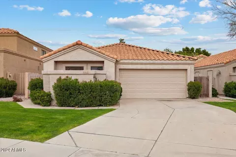 302 E Vaughn Ave, Gilbert, AZ 85234