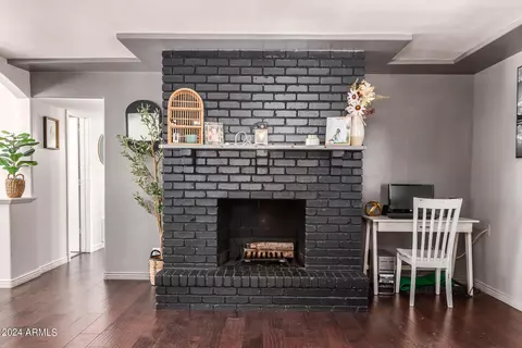 Living - 1102 E 7th St, Mesa, AZ 85203 photo 4 of 8