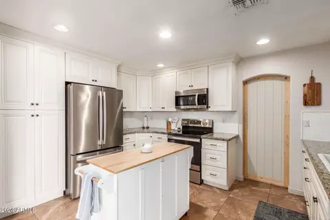 Kitchen - 1102 E 7th St, Mesa, AZ 85203 photo 3 of 7