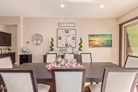 Dining - 5802 S Seton Ave, Gilbert, AZ 85298 photo 2 of 2