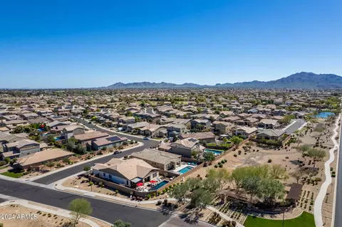 View/Area - 5802 S Seton Ave, Gilbert, AZ 85298 photo 4 of 10