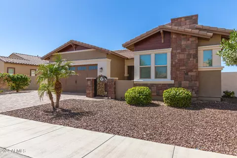 Exterior - 5802 S Seton Ave, Gilbert, AZ 85298 photo 6 of 24