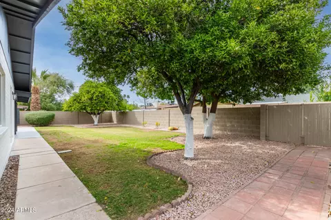 Exterior - 1606 E Julie Dr, Tempe, AZ 85283 photo 9 of 9