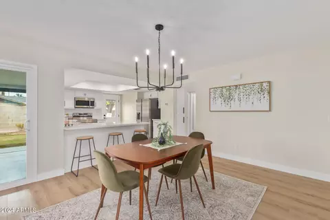 Dining - 1606 E Julie Dr, Tempe, AZ 85283 photo 2 of 4